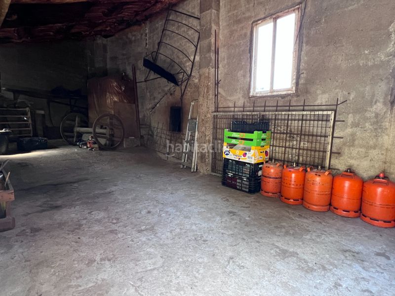 Foto af23826a-0d09-46fb-b81b-bcf9723187c7. Masia amb xemeneia calefacció aparcament a Ibias