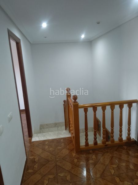 Foto a285b15c-257e-41d1-b611-e151353abf3d. Xalet amb calefacció aparcament a Sonseca