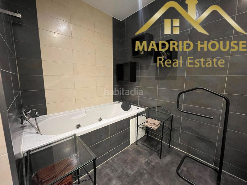 Foto e2c2733c-41ab-4aa2-b67b-aeed39633928. Piso en Pacífico Madrid