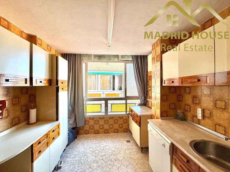 Foto 3471a5df-7eb3-452c-9bdf-8653d0869158. Piso house real estate en Pacífico Madrid