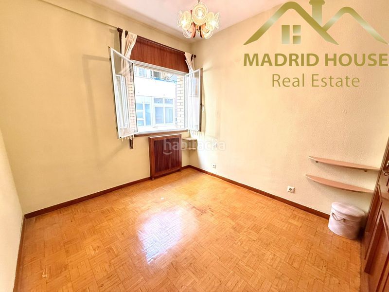 Foto 9fa8b69c-b271-40cf-b6ab-84e809c9a140. Piso house real estate en Pacífico Madrid