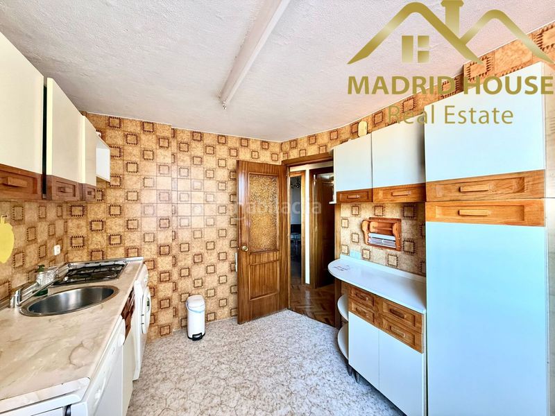 Foto ec2433f3-2d04-463d-a9f1-81e2b0e6d522. Piso house real estate en Pacífico Madrid