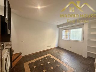 Rent Duplex  Calle de la virgen