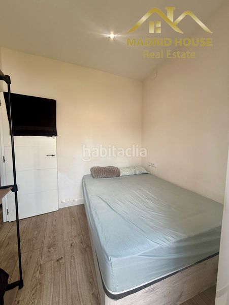 Foto bf1e9d1d-6800-4b19-97c1-a76df56fd447. Piso en Numancia Madrid