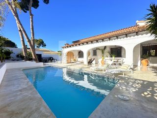 Chalet à Moravit-Cap Blanc. Beautifully renovated mediterranean-style villa for sale in mora