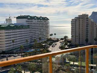 Piccolo appartamento  Avenida juan carlos i. Apartamento con vistas al mar
