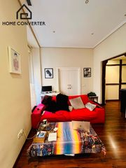 Flat in Calle de cervantes 32. Inversión nuda propiedad histórica. al 35% del valor del mercado