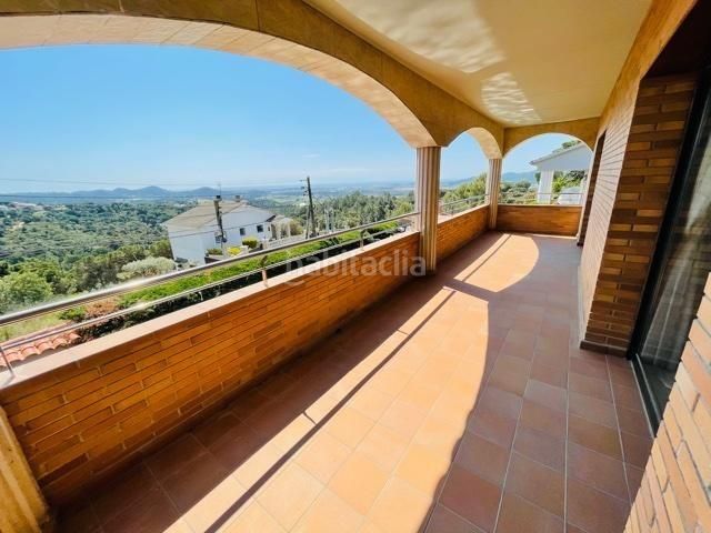 Foto 15842b4e-02a0-4fcc-ae5f-622d5cdf95ed. Xalet amb calefacció aparcament piscina a Mas Mora-Sant Daniel Tordera