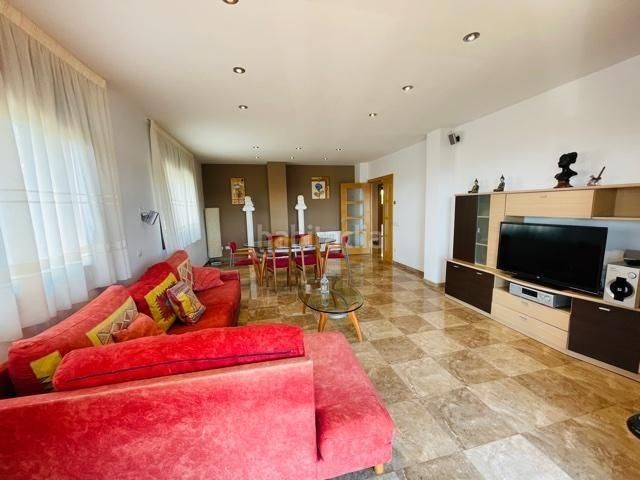 Foto 7bd6108b-dd8e-4b56-8ea6-94548fc4521b. Xalet amb calefacció aparcament piscina a Mas Mora-Sant Daniel Tordera