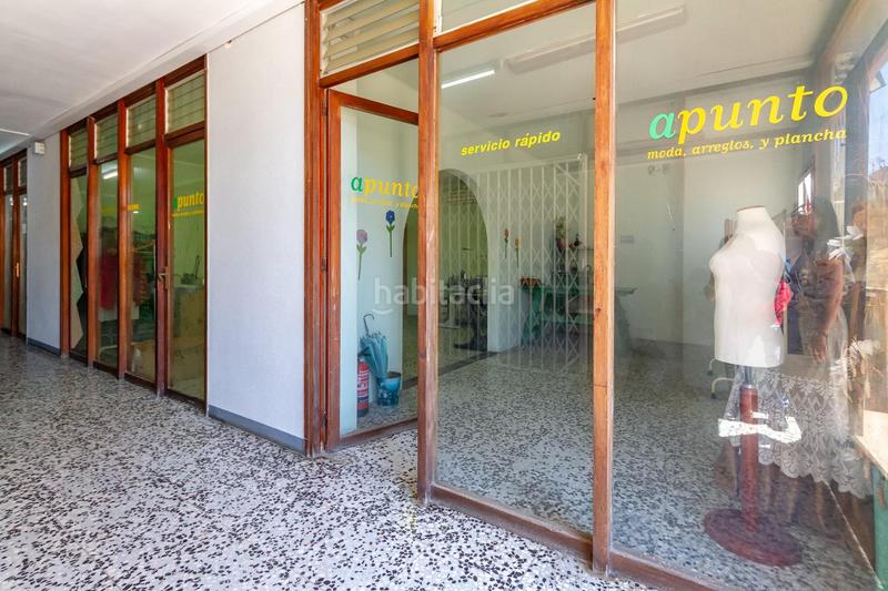 Foto 3df83927-4c55-4aac-a591-56195f9654c3. Local comercial un local con muchas posibilidades y gran terraza en Arenys de Mar