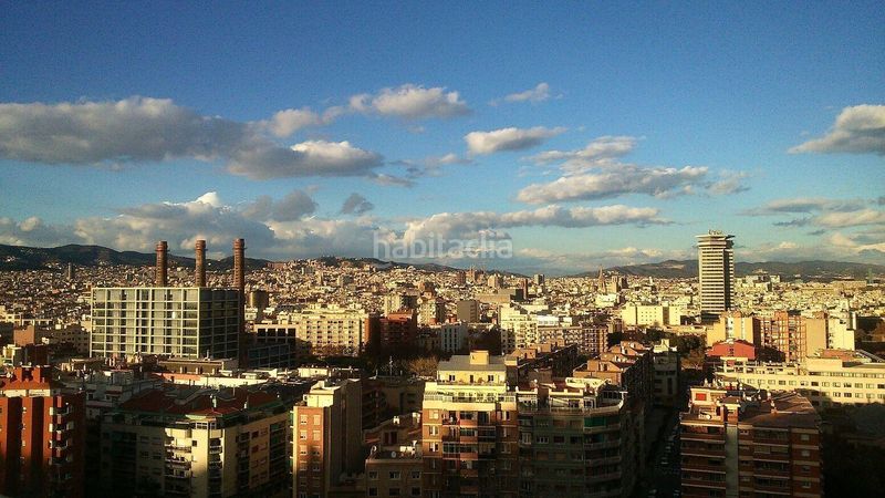 Foto 4b16bb7c-7f3f-4d4f-9700-aa966017607e. Àtic amb calefacció a El Poble Sec - Parc de Montjuïc Barcelona