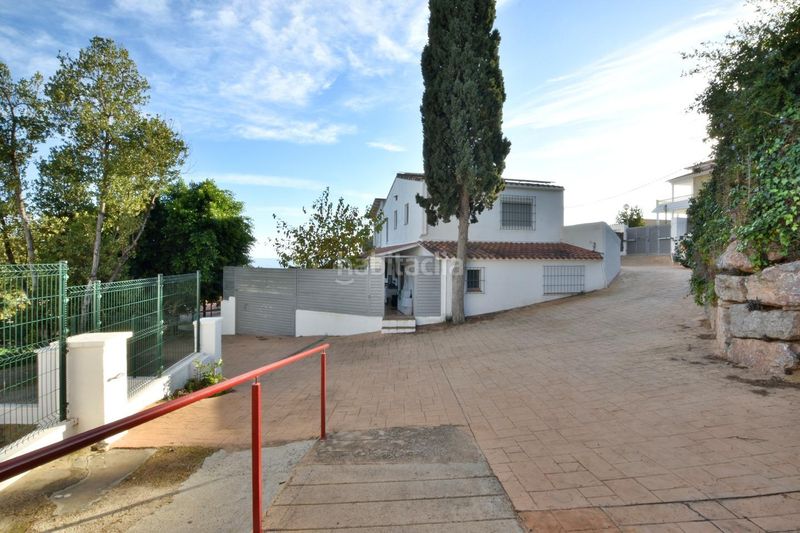 Foto 8b4b6dce-719c-4ed1-aaea-4f6dbac24e1a. Local comercial a Canet de Mar