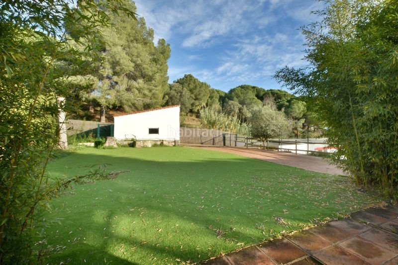 Foto a331bdb2-3672-439c-9a20-796584c8c666. Local comercial a Canet de Mar