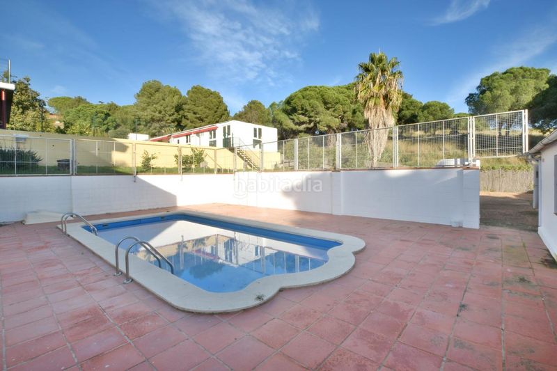 Foto f1efbb26-9fc7-43f9-be1a-743b64fc2dc0. Local comercial a Canet de Mar