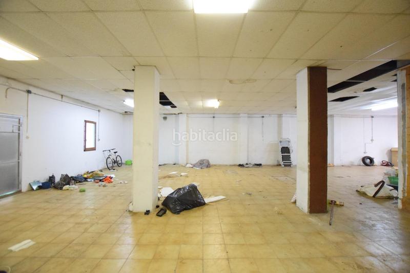 Foto 6a77fc70-fe00-40e3-99e0-47f6ca82ae80. Locale commerciale in Rocafonda Mataró