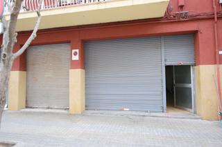 Business premise in Rocafonda. Descubre la oportunidad que estabas esperando!