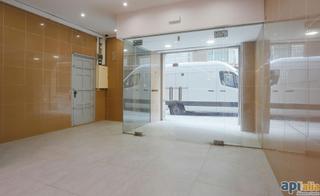 Local commercial  Calle mossen jacint verdaguer. Local 100 comercial en premia de mar
