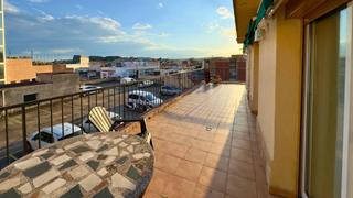 Àtic a Centre. Ático con terraza de ensueño y a solo 5 minutos del mar en llore