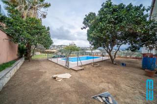 Chalet à Sant Cebrià de Vallalta. Casa a 4 vientos