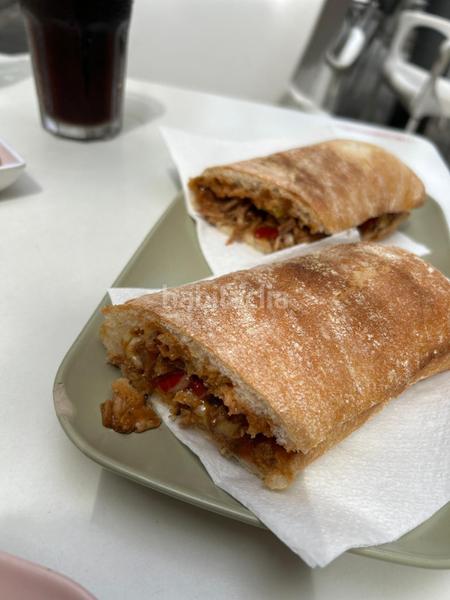 Foto 1127e7d7-e289-4257-ac91-13703a1a5336. Location local commercial dans Centre Mataró