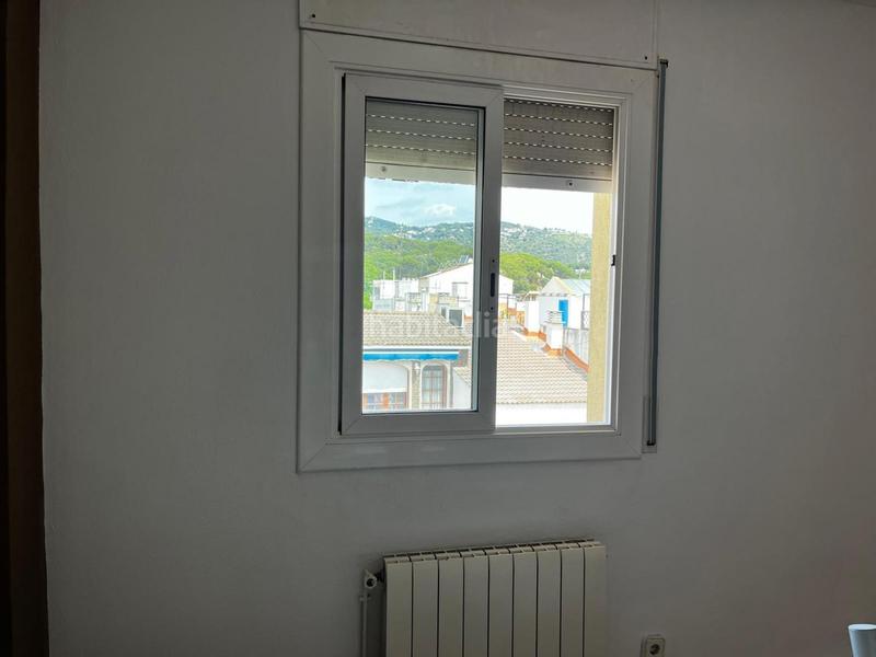 Foto aa1c999b-3b8f-4fde-8e94-2ff89a9b16fb. Zweistöckige wohnung mit heizung in Calella