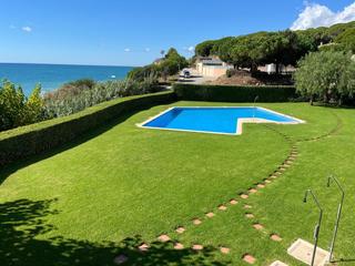 Casa adossada  Passeig domnech i montaner. Espectacular adosado en sant pol de mar a pocos pasos del mar