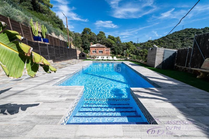 Foto 33b23f20-af5d-4186-907c-1fd1b1a6fae3. Chalet con riscaldamento parcheggio piscina in Alella