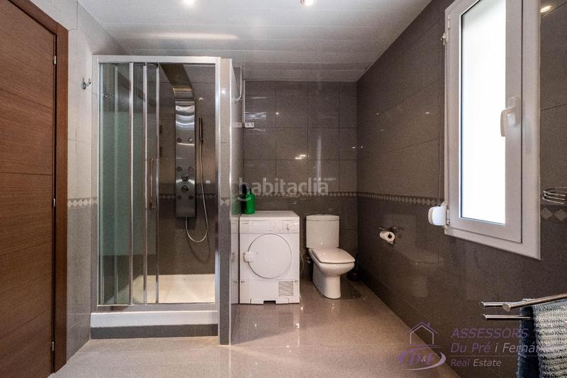 Foto 4cb34a27-ca19-4f75-b1e7-03ad81fbd88c. Chalet con riscaldamento parcheggio piscina in Alella