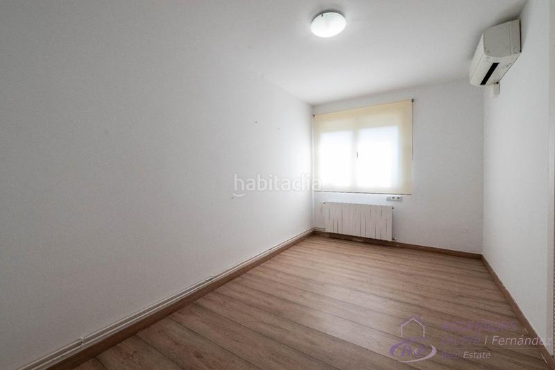 Foto ca26944d-b776-42ea-87ef-2977912627a9. Chalet con riscaldamento parcheggio piscina in Alella