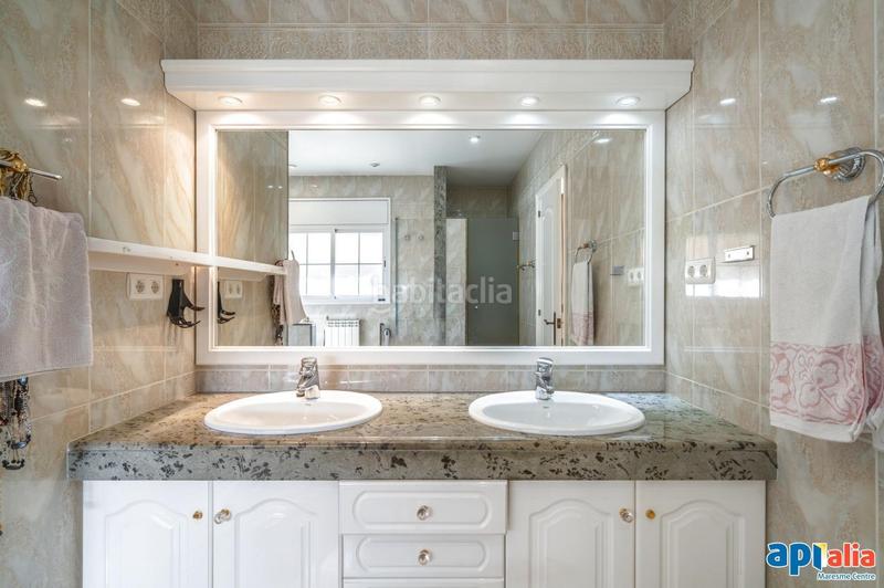 Foto c4736a40-32cd-40f0-8209-98feca9d7cc7. Casa a schiera con riscaldamento parcheggio in Sector Est Premià de Mar