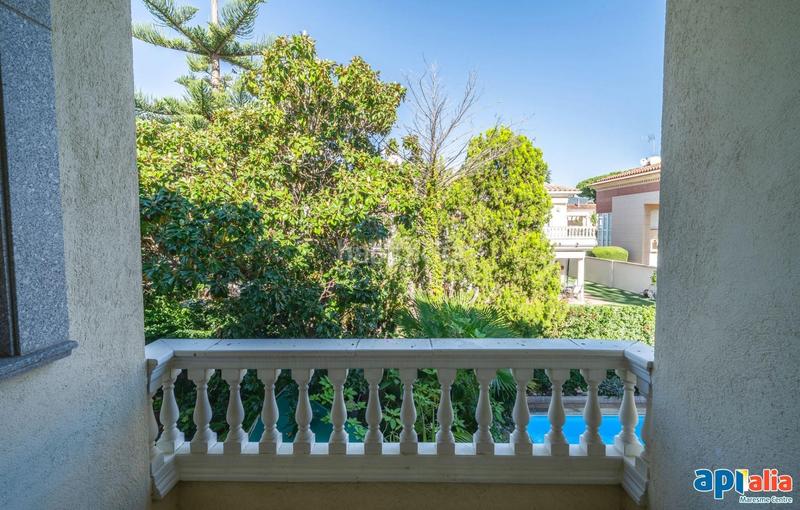 Foto ed75e216-f811-454e-b75f-1a5108cdf369. Casa a schiera con riscaldamento parcheggio in Sector Est Premià de Mar