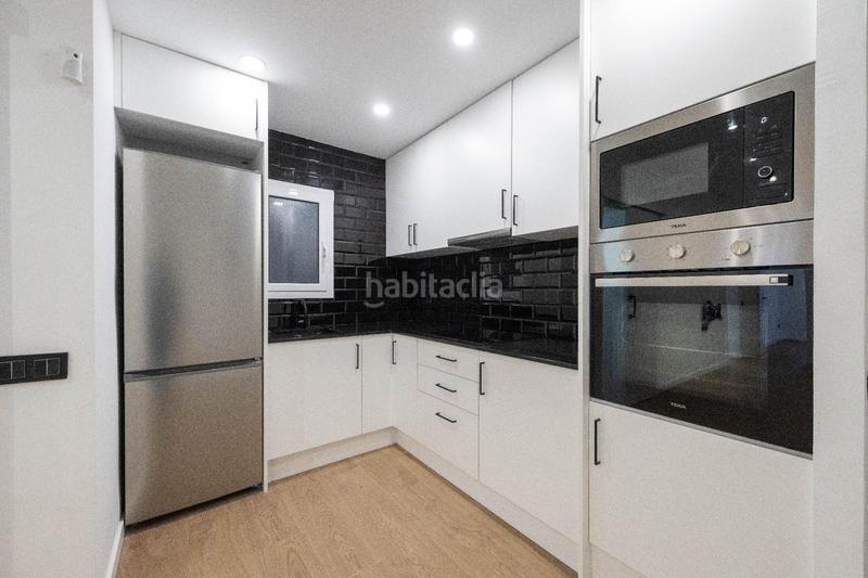 Foto aa46f983-eb11-4e3a-846b-a993882c7d19. Piano terra in La Catalana Sant Adrià de Besòs