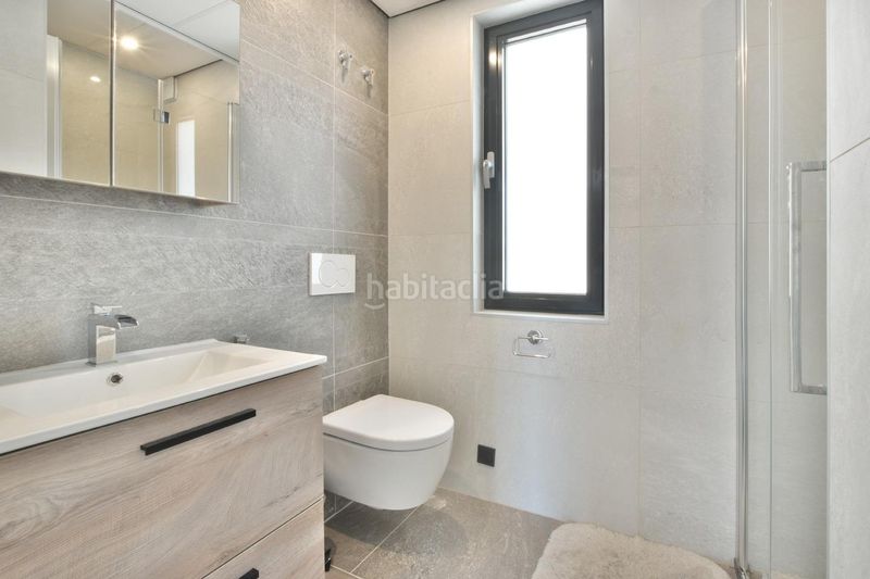 Foto 7916eda4-1876-4494-9af6-052ade799d01. Casa amb aparcament piscina a Calella