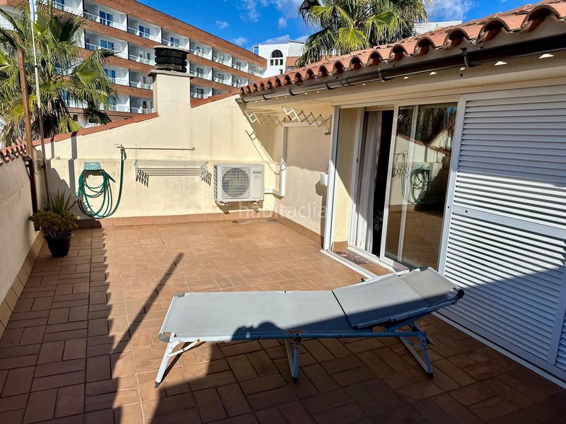 Foto eb2b26f1-28c6-4054-82bd-abc8a336c6bf. Casa adossada amb calefacció aparcament piscina a Lloret de Mar