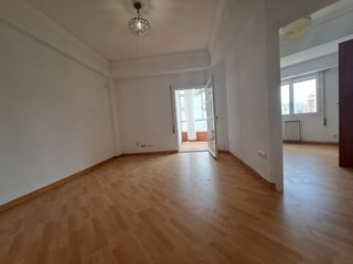 Appartamento  Calle de maría lostal. Piso en venta en la mejor zona de zaragoza
