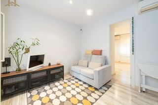 Flat  Calle de maría teresa sáenz de heredia. Piso en venta en maria teresa 19, guindalera, barrio de salamanc