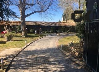 Masia a Urbanitzacions del Nord. Activo único en costa brava finca con alojamientos independiente