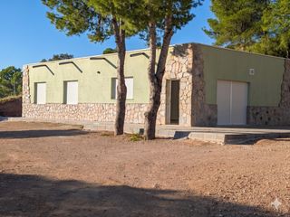 Chalet in Totana. Obra nueva en sierra espuña  parcela de 6.000 m2, piscina y priv