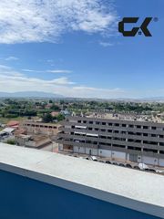 Àtic a Centro. Un refugio de luz y vistas tu nuevo ático en el corazón de molin