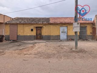 Maison à Albujón. Se vende conjunto inmobiliario con tres unidades alquiladas en e