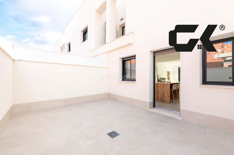 Foto 5afe6a3d-dd0c-480a-bbf8-f59018a6a87b. Casa adossada amb aparcament piscina a Cox