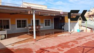 Appartement à Zarcilla de Ramos. 157 m2 con terraza y todas las estancias exteriores en zarcilla