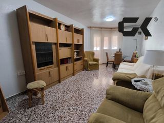 Pis a Torre-Pacheco. Gran piso de 4 dormitorios en el centro de torrepacheco