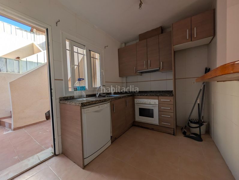 Foto a7620b06-1480-40f2-ad58-6eee1c3ab0d0. Casa adossada amb piscina a Mazarrón casco urbano Mazarrón