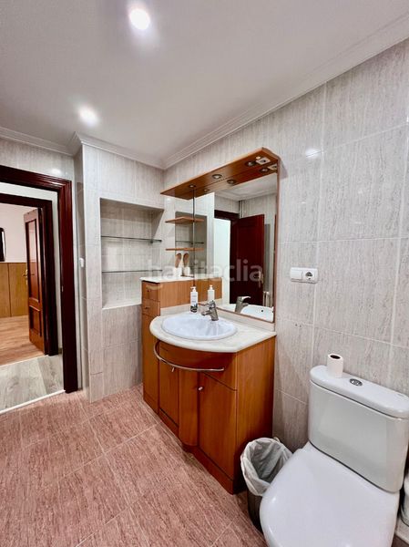 Foto 5b977ee0-ceb6-4bc0-9f3b-64416f599c1c. Flat with heating in Centro Cuenca