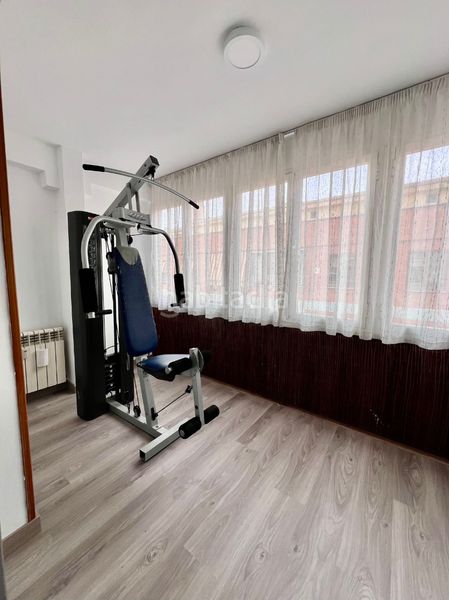 Foto 6f18d1a0-4a0e-4b8e-bd0a-bed7079b662a. Flat with heating in Centro Cuenca