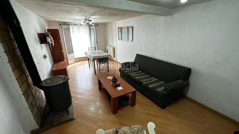 Foto 5c208a90-4472-4c78-b005-31d44f7f93e5. Casa amb xemeneia calefacció aparcament a Chillarón de Cuenca