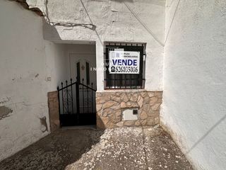 Casa  Serranía media, cuenca. Casa en venta en navalón