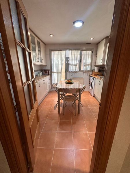 Foto aa1b06f1-1a98-4132-9368-b43c3287b73d. Casa adossada amb calefacció aparcament a Reyes Católicos - Paseo de San Antonio Cuenca