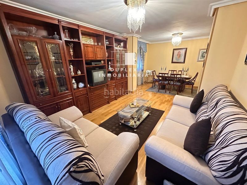 Foto cbe5101a-5a68-4ae0-93a4-a85b65e9f4c1. Casa adossada amb calefacció aparcament a Reyes Católicos - Paseo de San Antonio Cuenca